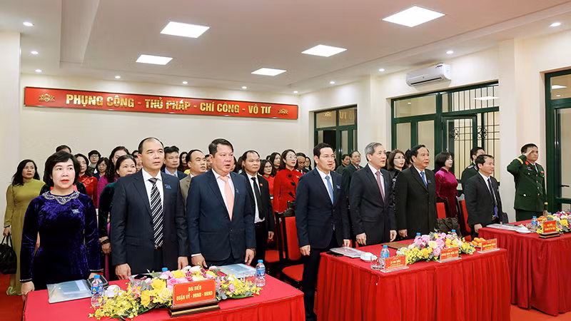 Các đại biểu dự Đại hội Chi bộ Tòa án nhân dân quận Ba Đình lần thứ V.