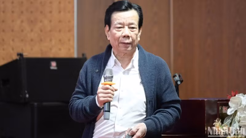 GS,TS Vũ Mạnh Hải, nguyên Phó giám đốc Viện Khoa học Nông nghiệp Việt Nam (VAAS), Hội giống cây trồng Việt Nam.