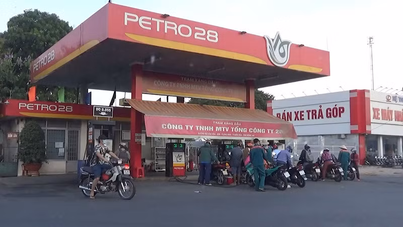 Trạm xăng dầu của Công ty TNHH MTV Tổng Công ty 28 bị phản ánh có dấu hiệu vi phạm.
