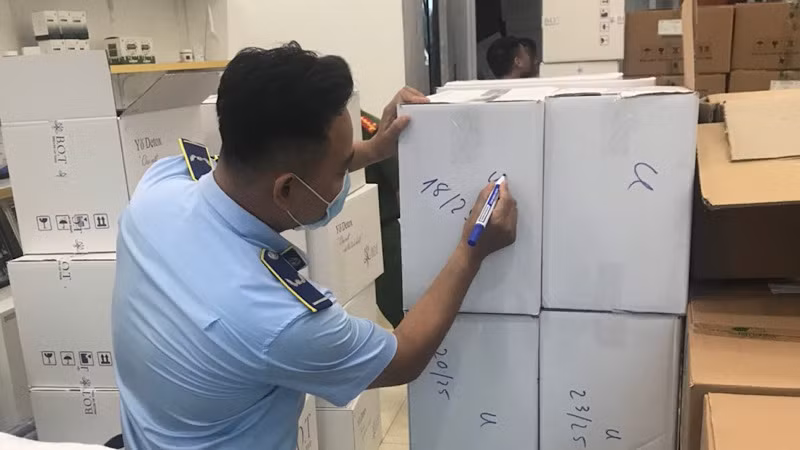 Hiện vụ việc sản xuất, kinh doanh các loại thực phẩm chức năng chứa chất cấm đã được chuyển sang Cơ quan Cảnh sát điều tra để làm rõ theo quy định pháp luật.