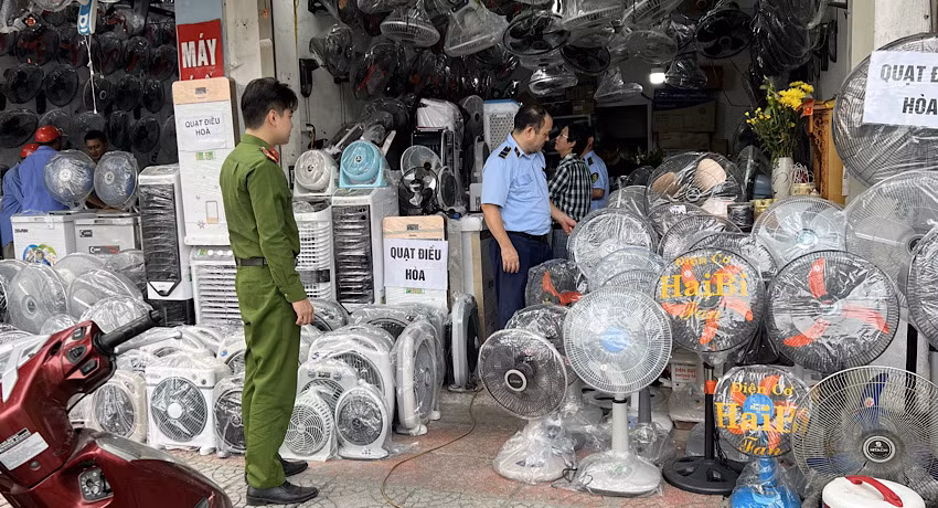 Lực lượng quản lý thị trường sẽ tăng cường kiểm tra và xử lý vi phạm trong kinh doanh thiết bị điện.