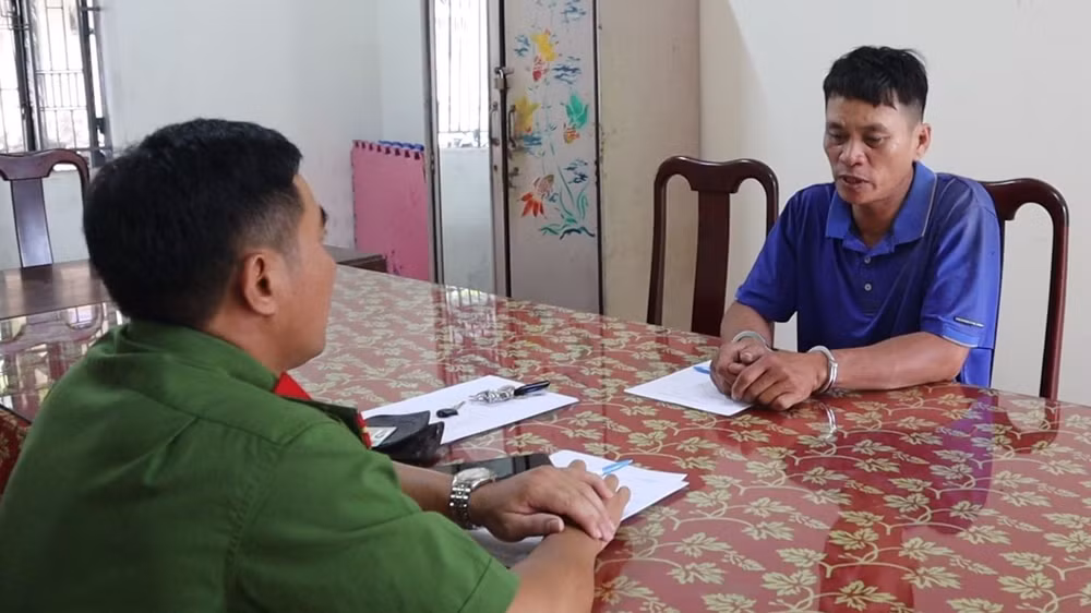 Đối tượng Lê Đức Thắng tại cơ quan công an