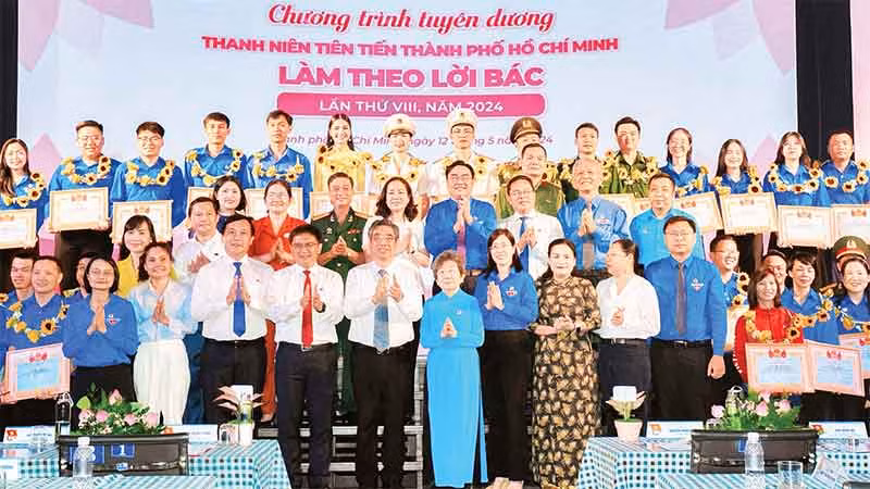 Lễ tuyên dương “Thanh niên tiên tiến Thành phố Hồ Chí Minh làm theo lời Bác” lần thứ VIII-năm 2024. (Ảnh Thành đoàn Thành phố Hồ Chí Minh)