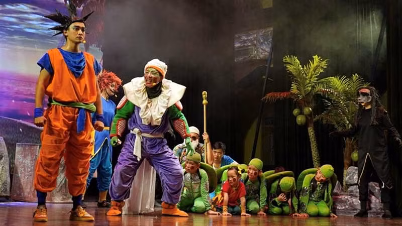 Cảnh trong vở “Rồng thần trở lại”.