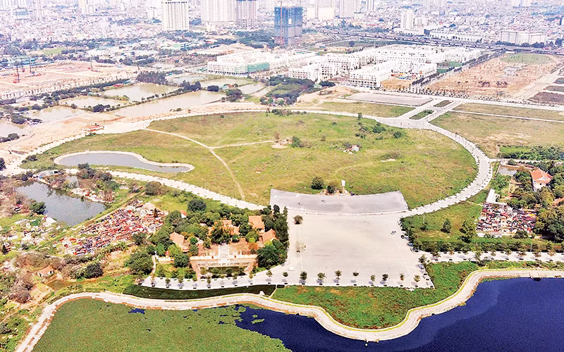 Khu vực xây dựng Khu công viên tưởng niệm danh nhân Chu Văn An. (Ảnh HẠ VŨ)