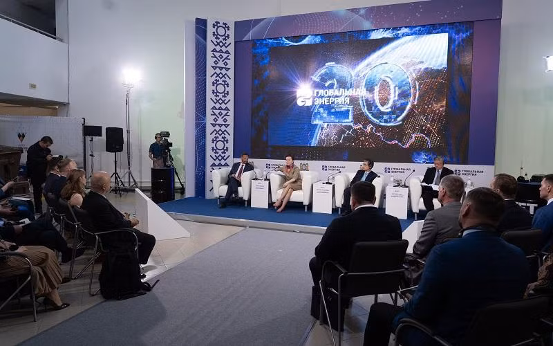 Lễ công bố các cá nhân chiến thắng giải thưởng. Ảnh: Thanh Thể