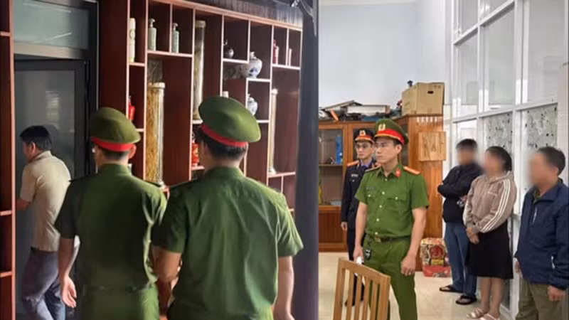 Cơ quan điều tra khám xét nơi ở, nơi làm việc của ông Bùi Ngọc Dũng.