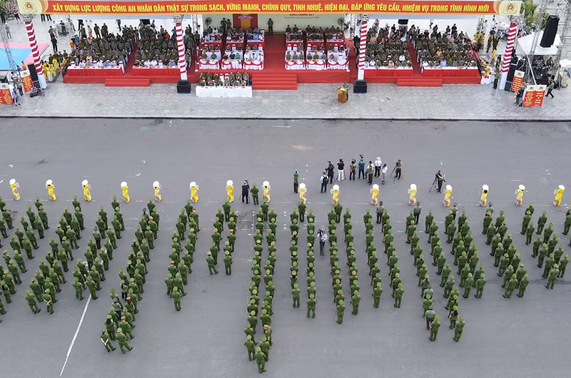 Quang cảnh lễ khai mạc Chung kết Hội thi quân sự, võ thuật Công an nhân dân lần thứ 2 năm 2023.