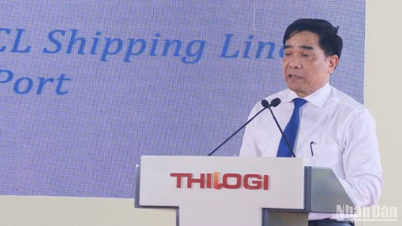 Chủ tịch Ủy ban nhân dân tỉnh Quảng Nam Lê Văn Dũng phát biểu tại buổi lễ.