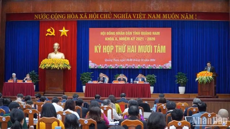 Quang cảnh kỳ họp thứ 28, Hội đồng nhân dân tỉnh Quảng Nam khóa 10, nhiệm kỳ 2021-2026.