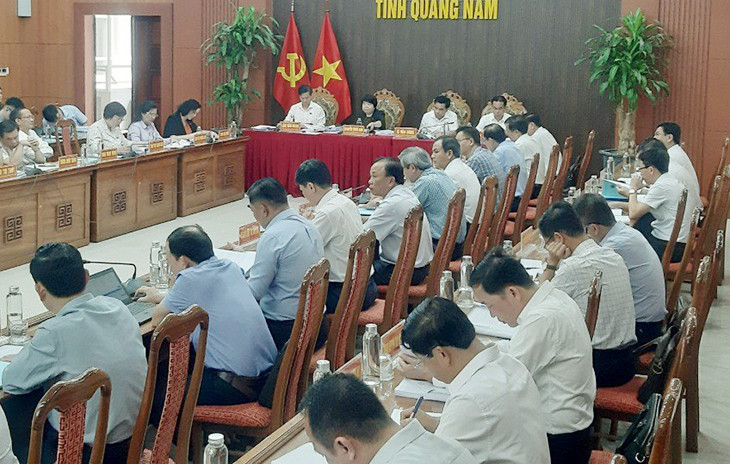 Quang cảnh buổi làm việc.
