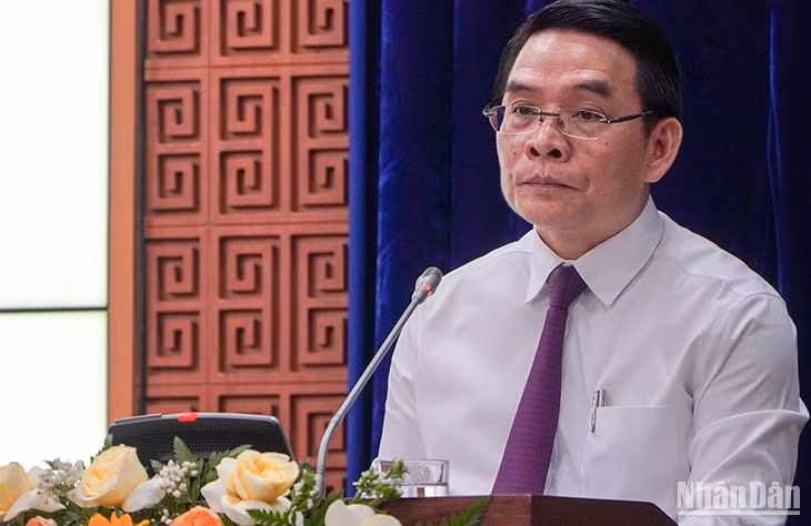 Đồng chí Vi-lay-vông Bút-đa-khăm kêu gọi các doanh nghiệp Quảng Nam sang đầu tư tại Chămpasak.