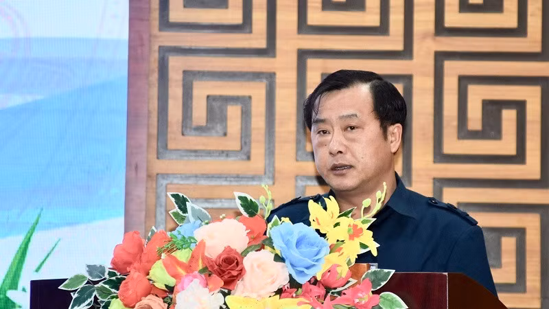 Đồng chí Vừ A Bằng, Phó Chủ tịch Ủy ban nhân dân tỉnh Điện Biên phát biểu chỉ đạo tại hội nghị.