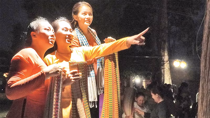 Tái hiện Chợ chiếu "ma" Ðịnh Yên ở Ðồng Tháp. 