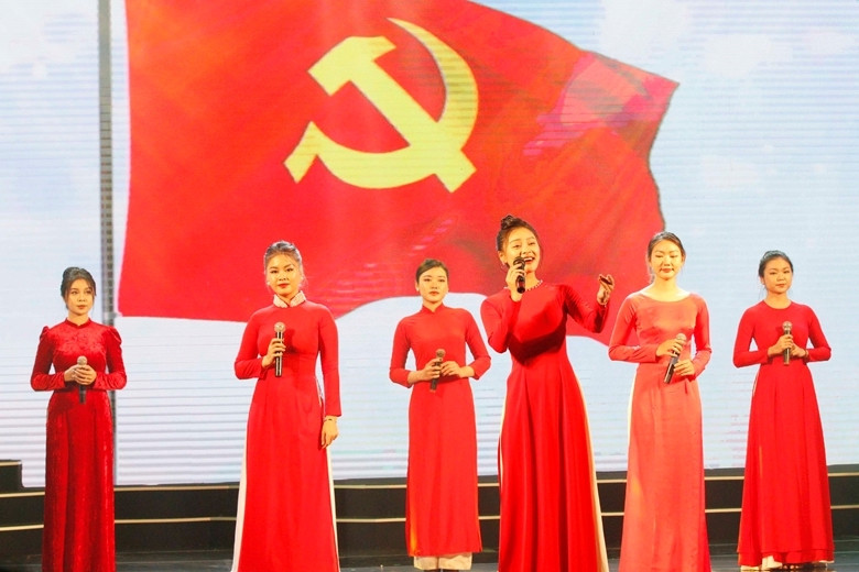 Tiết mục văn nghệ tại Chương trình. 