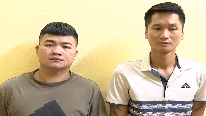 Hai đối tượng trong đường dây mua bán ma túy trái phép.