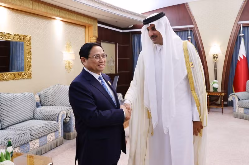 Thủ tướng Chính phủ Phạm Minh Chính hội kiến Quốc vương Qatar Sheikh Tamim bin Hamad Al Thani.