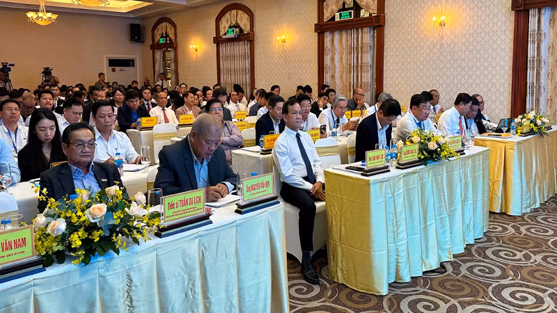 Quang cảnh hội nghị.