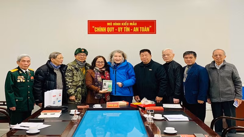 Nhà báo Mỹ tìm hiểu về lịch sử Sư đoàn 1, sư đoàn từng đánh trực tiếp với quân Mỹ.