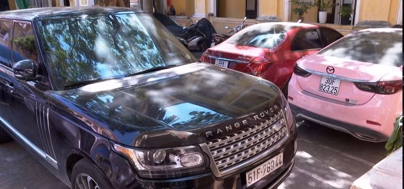 Các phương tiện liên quan đến vụ án. (Ảnh: Công an cung cấp) Các phương tiện liên quan đến vụ án. (Ảnh: Công an cung cấp)