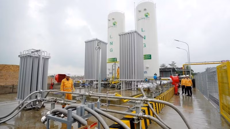 PV GAS CNG hoàn thành gas in LNG cho khách hàng đầu tiên tại miền bắc