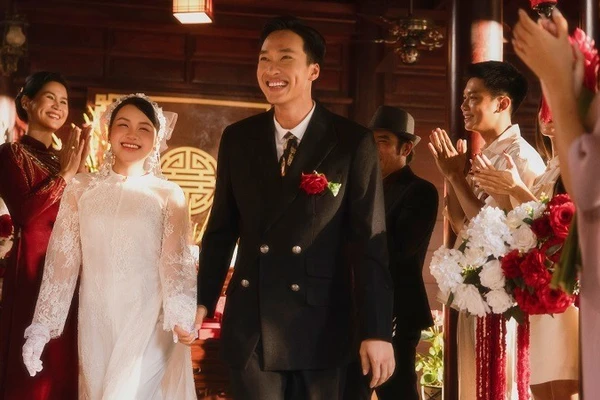 MV "Trộm vía" của ca sĩ Vũ Thùy Linh là câu chuyện cưới hỏi đậm sắc màu văn hóa vùng miền. (Ảnh: BTC)