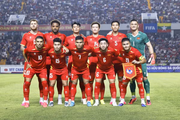 Đội tuyển Việt Nam tiếp tục giữ hạng 99 thế giới trên bảng xếp hạng FIFA. (Ảnh: VFF)