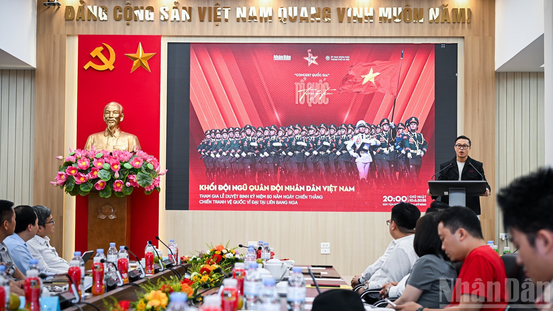 Tổng đạo diễn chương trình Đặng Lê Minh Trí nói về sự tham gia của Khối đội ngũ Quân đội Nhân dân Việt Nam. (Ảnh: THÀNH ĐẠT)