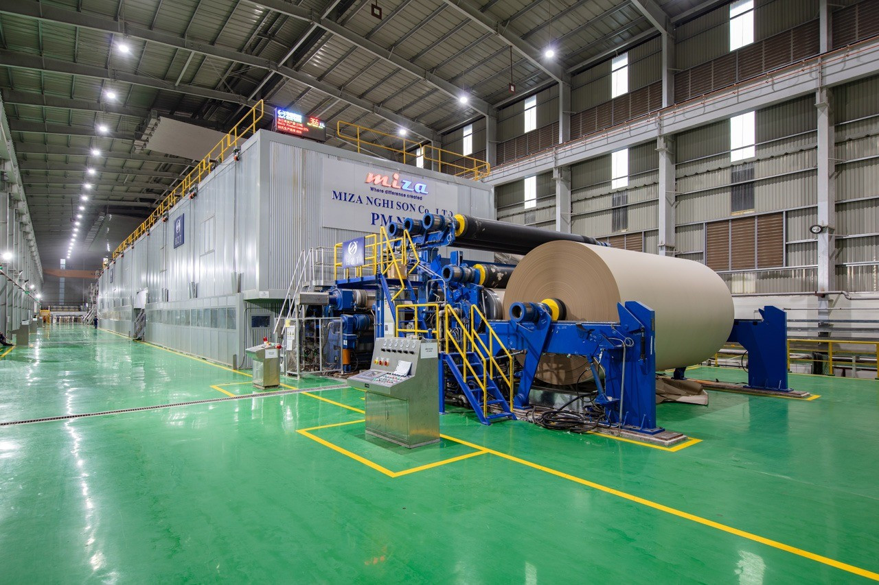 Dây chuyền sản xuất giấy tái chế được đồng bộ và tự động hoá của Miza.