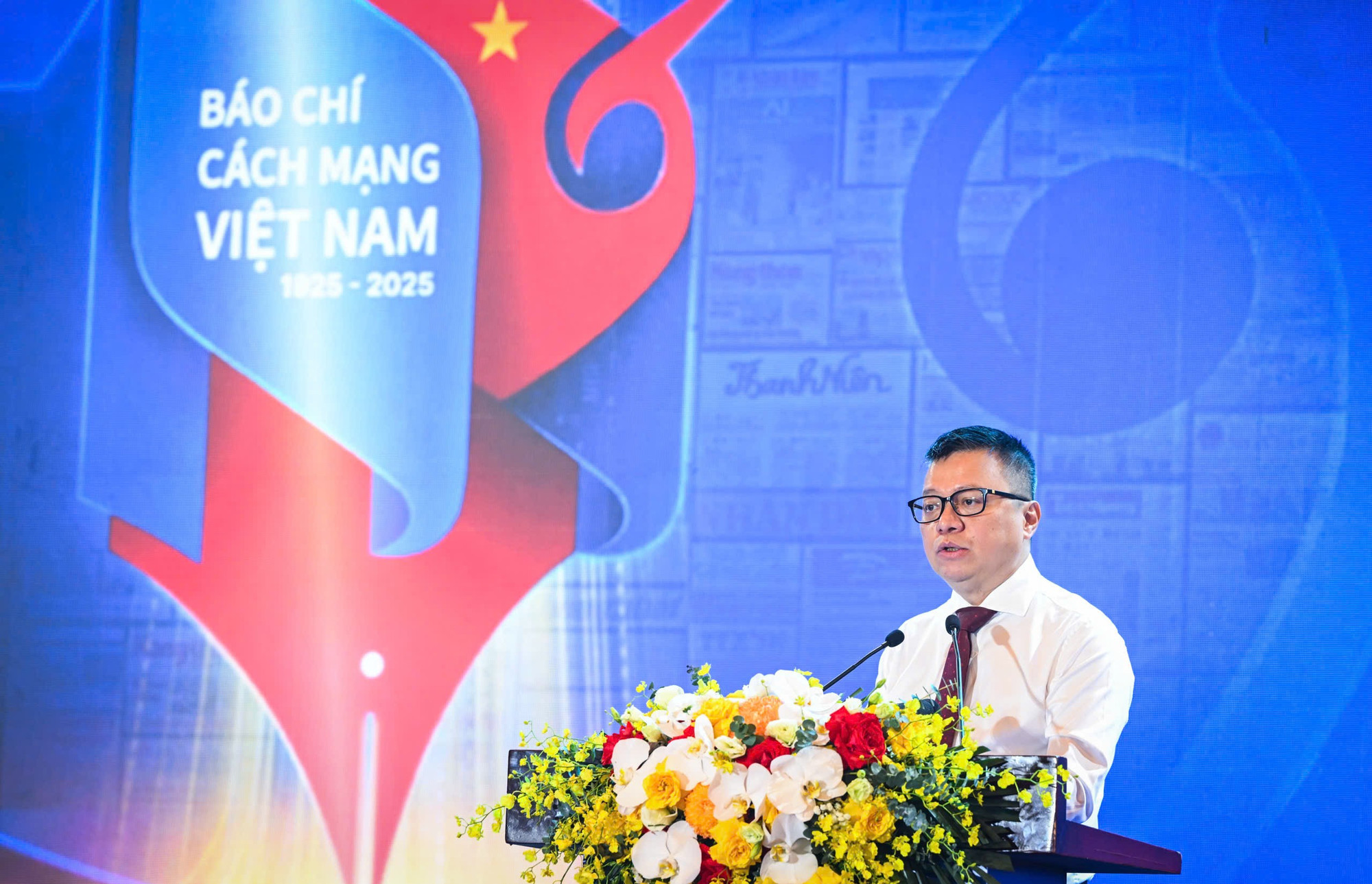 Đồng chí Lê Quốc Minh, Ủy viên Trung ương Đảng, Tổng Biên tập Báo Nhân Dân, Phó Trưởng Ban Tuyên giáo và Dân vận Trung ương, Chủ tịch Hội Nhà báo Việt Nam phát biểu tại Lễ khai mạc. d2bb4a8267f5d0ab89e419.jpg