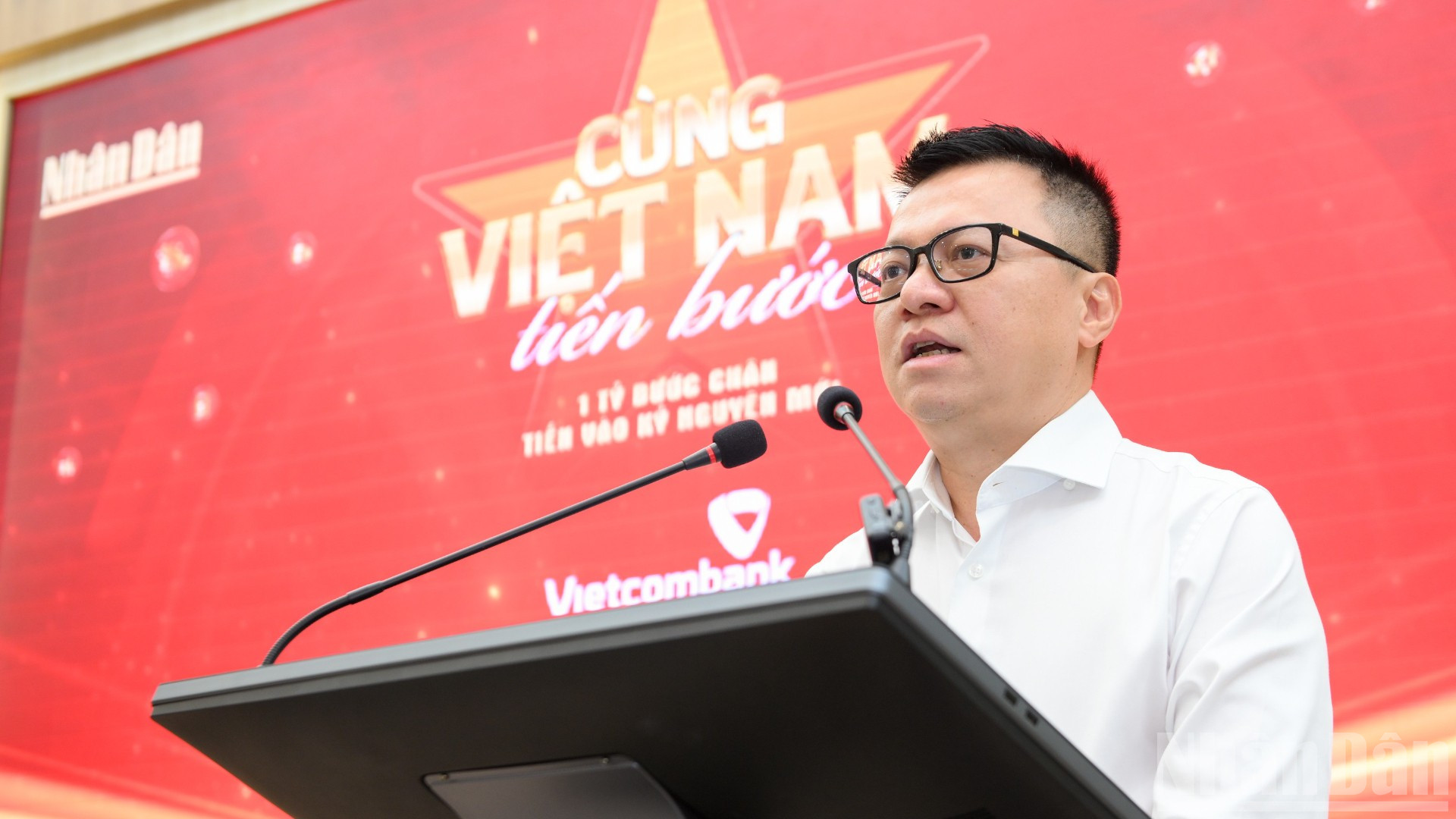 ndo_br_hop-bao-cung-vn-tien-buoc-9785-6612.jpg