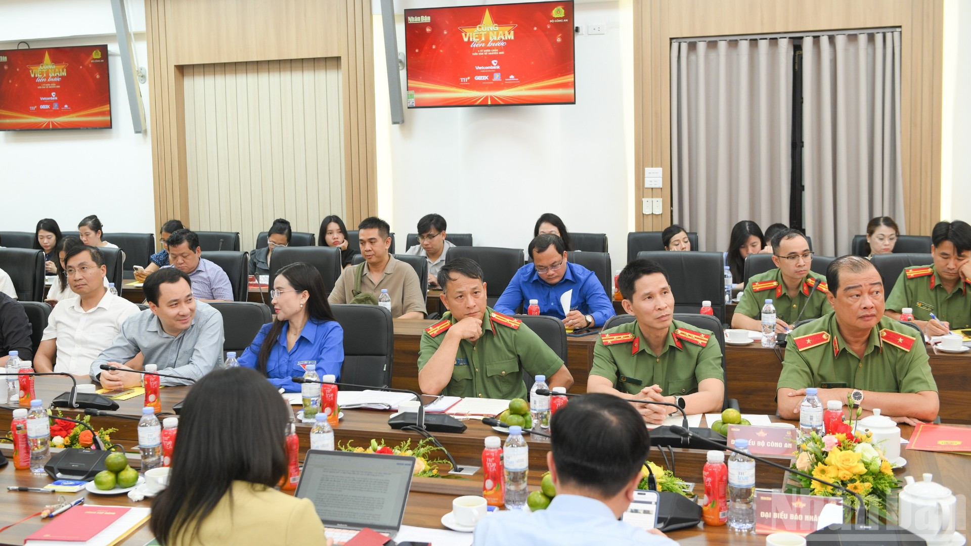 ndo_br_dai-bieu-9648.jpg