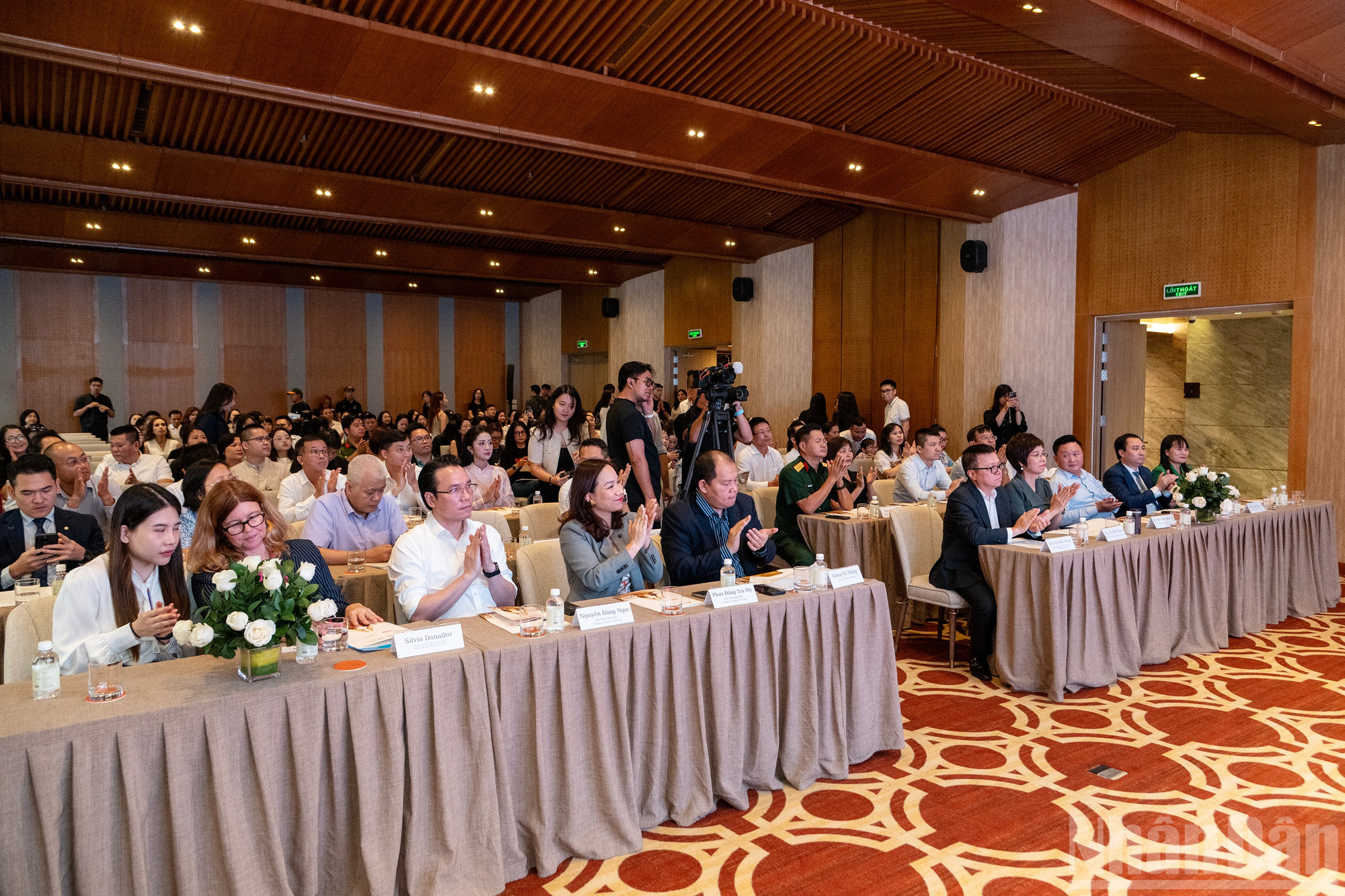 Quang cảnh buổi lễ công bố. ndo_br_2.jpg