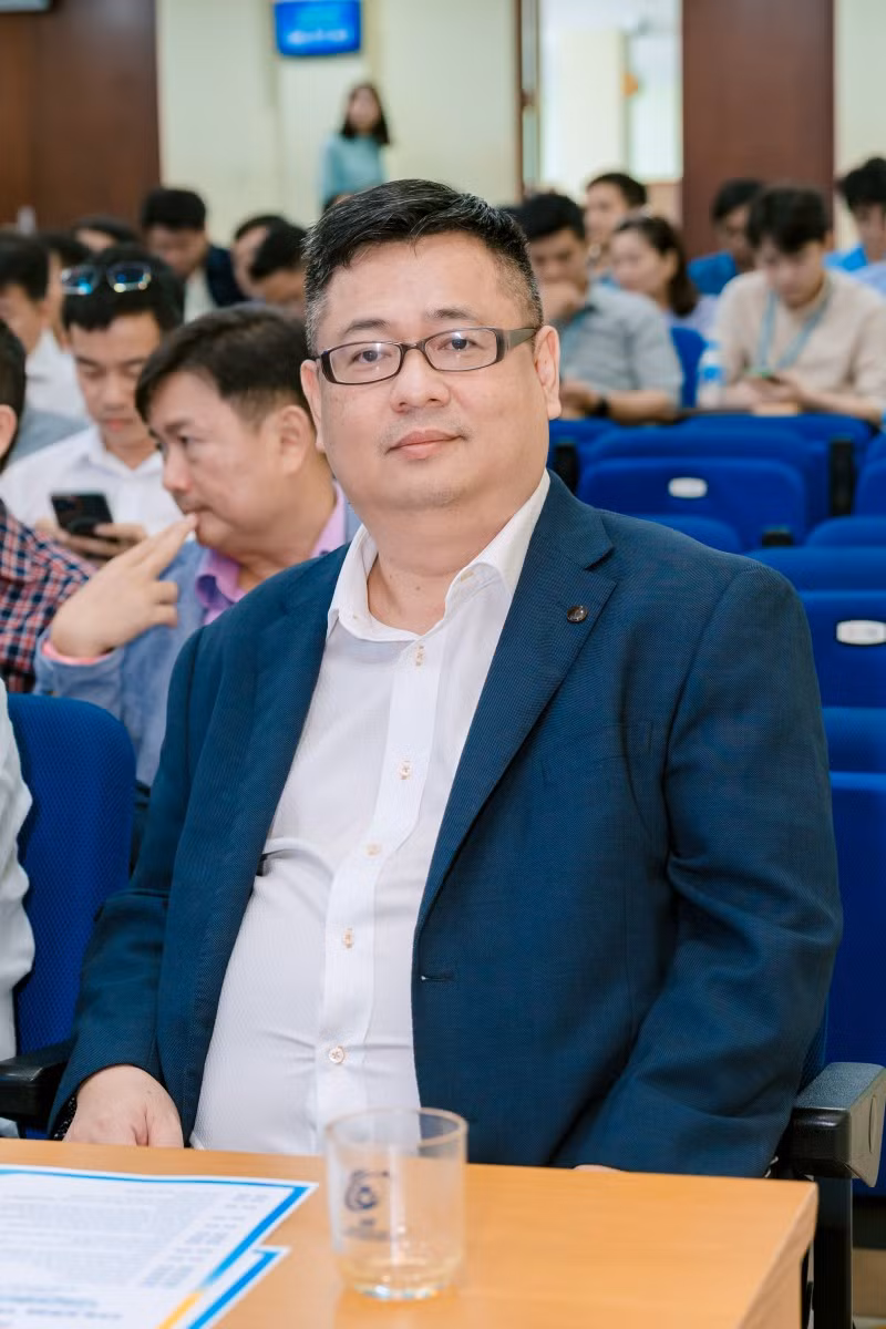 thay-khang-62f00c4dde.jpg
