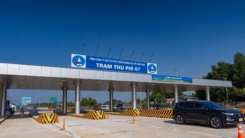 Trạm thu phí số 07 thuộc cao tốc Bến Lức-Long Thành tổ chức thu phí từ ngày 10/8. (Ảnh: QUÝ HIỀN)