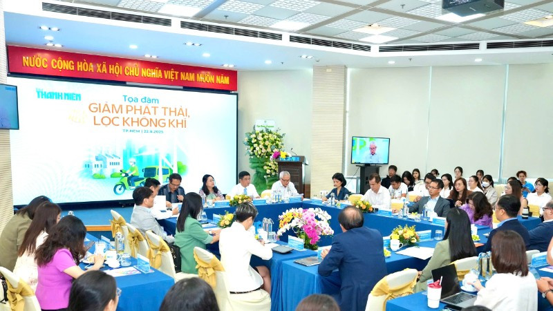 Tọa đàm “Giảm phát thải, lọc không khí” do Báo Thanh Niên tổ chức.
