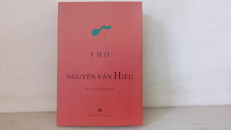 Bìa tập Thơ Nguyễn Văn Hiếu.
