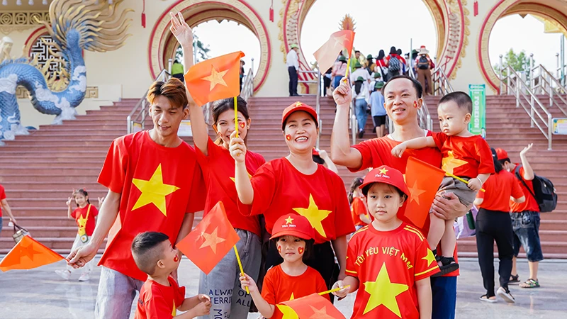Xu hướng khách đi du lịch trong dịp 30/4 và 1/5 năm nay chủ yếu là nhóm gia đình. (Ảnh ST).