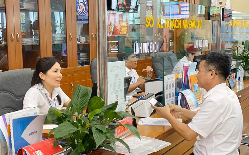 Đẩy mạnh cải cách thủ tục hành chính, tạo điều kiện thuận lợi cho người dân và doanh nghiệp.