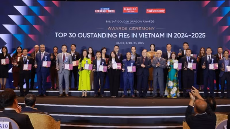 Giải thưởng Rồng Vàng 2025 vinh danh các thương hiệu tiên phong phát triển bền vững.