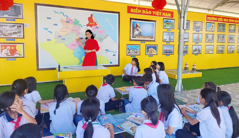 Mô hình trải nghiệm giáo dục lịch sử địa phương ở Trường tiểu học Đỉnh Bàn.