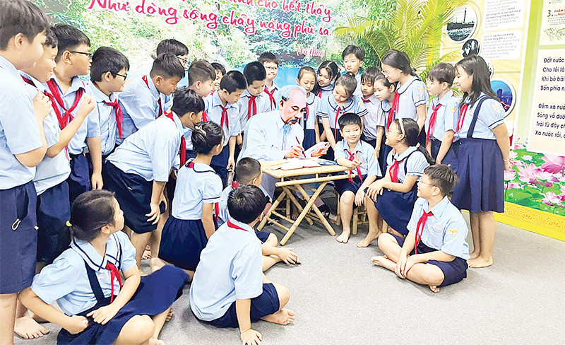 Không gian văn hóa Hồ Chí Minh tại Trường tiểu học Triệu Thị Trinh, Quận 10.
