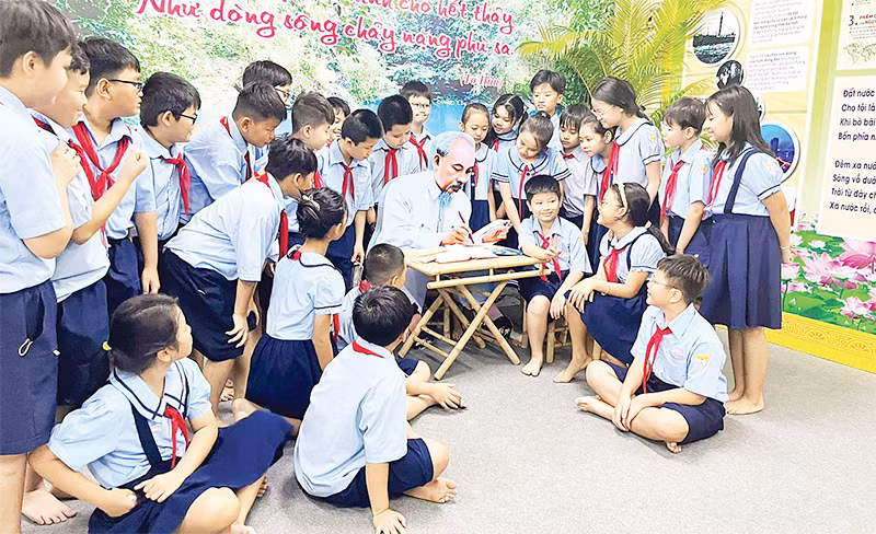 Không gian văn hóa Hồ Chí Minh tại Trường tiểu học Triệu Thị Trinh, Quận 10.