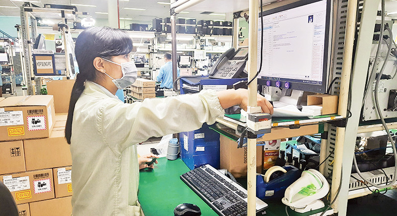 Hoạt động sản xuất của Công ty TNHH Datalogic Việt Nam (khu Công nghệ cao TP Hồ Chí Minh).