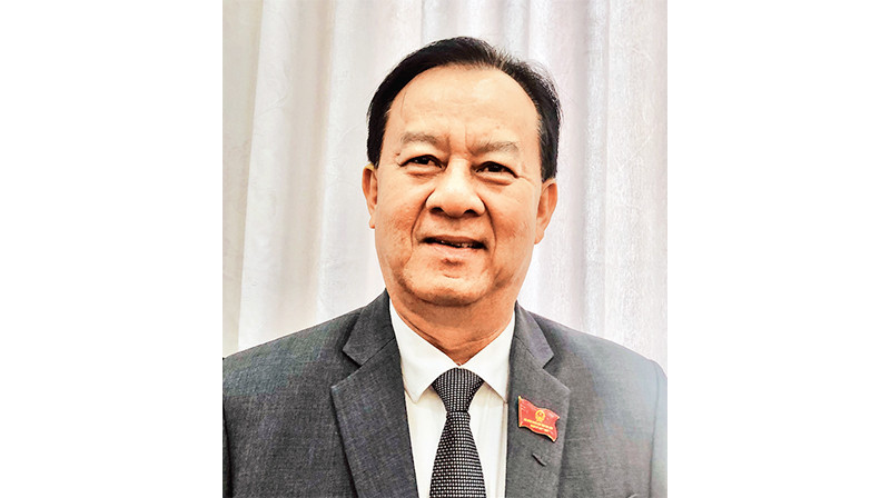 Đồng chí TRẦN THANH MẾN, Bí thư Huyện ủy Đông Hải, tỉnh Bạc Liêu.