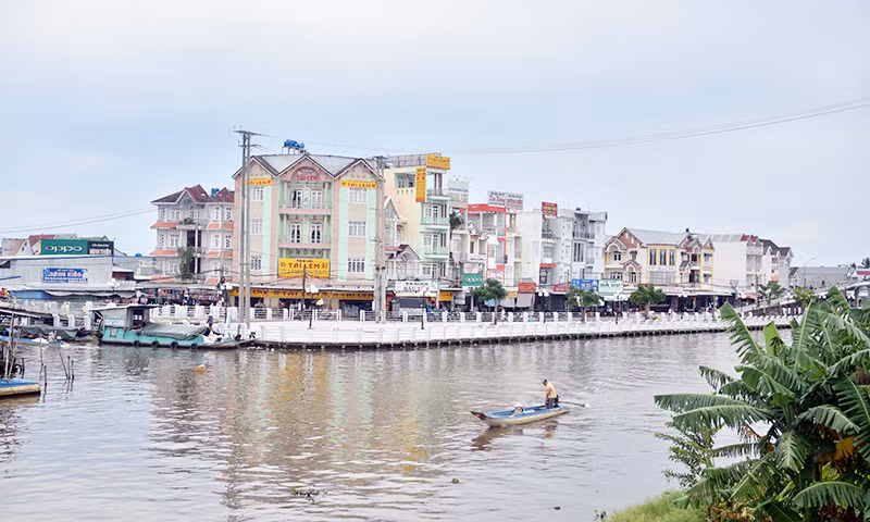 Một góc chợ Thứ Mười Một, huyện An Minh ( Kiên Giang).