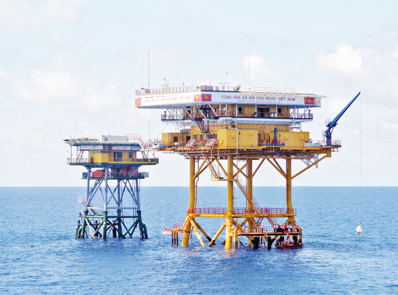 DK1 được xây dựng trên thềm lục địa phía nam của Việt Nam, theo dạng nhà giàn.