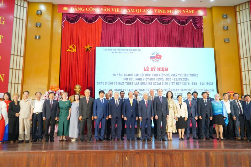 Lễ kỷ niệm 75 năm ngày truyền thống Hội Hữu nghị Việt Nam-Liên bang Nga diễn ra sáng 23/5 tại Hà Nội.