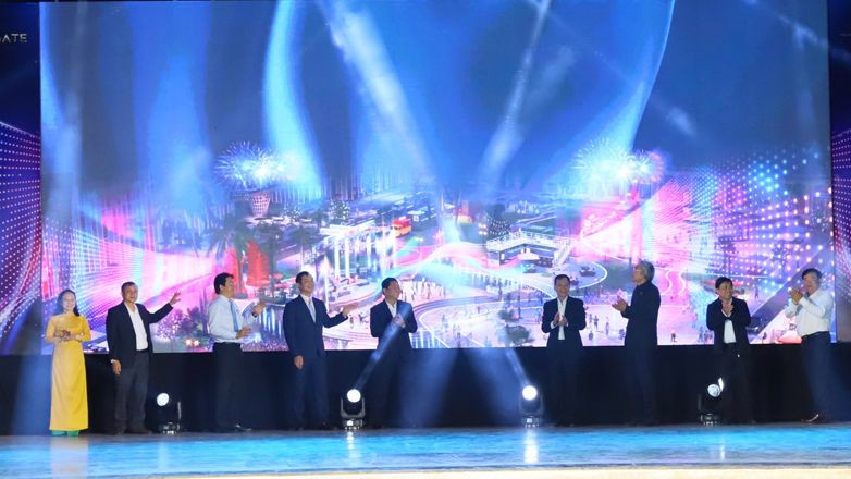 Công viên Quảng trường ánh sáng và công viên Quảng trường sân khấu thuộc Khu đô thị Biển Bình Sơn-Ninh Chữ (Khu K2) có tổng mức đầu tư hơn 17.000 tỷ đồng (Ảnh: NGUYỄN TRUNG)