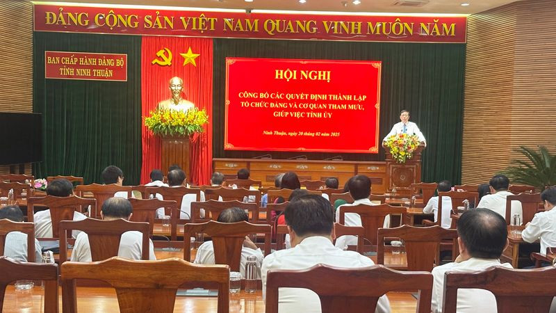 Quang cảnh hội nghị. (Ảnh: NGUYỄN TRUNG)